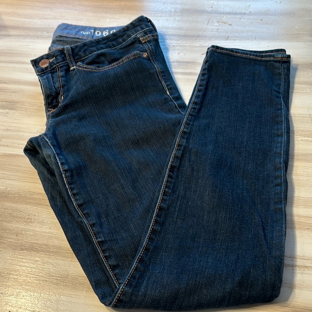 GAP 1960 skinny jeans, size 8 R